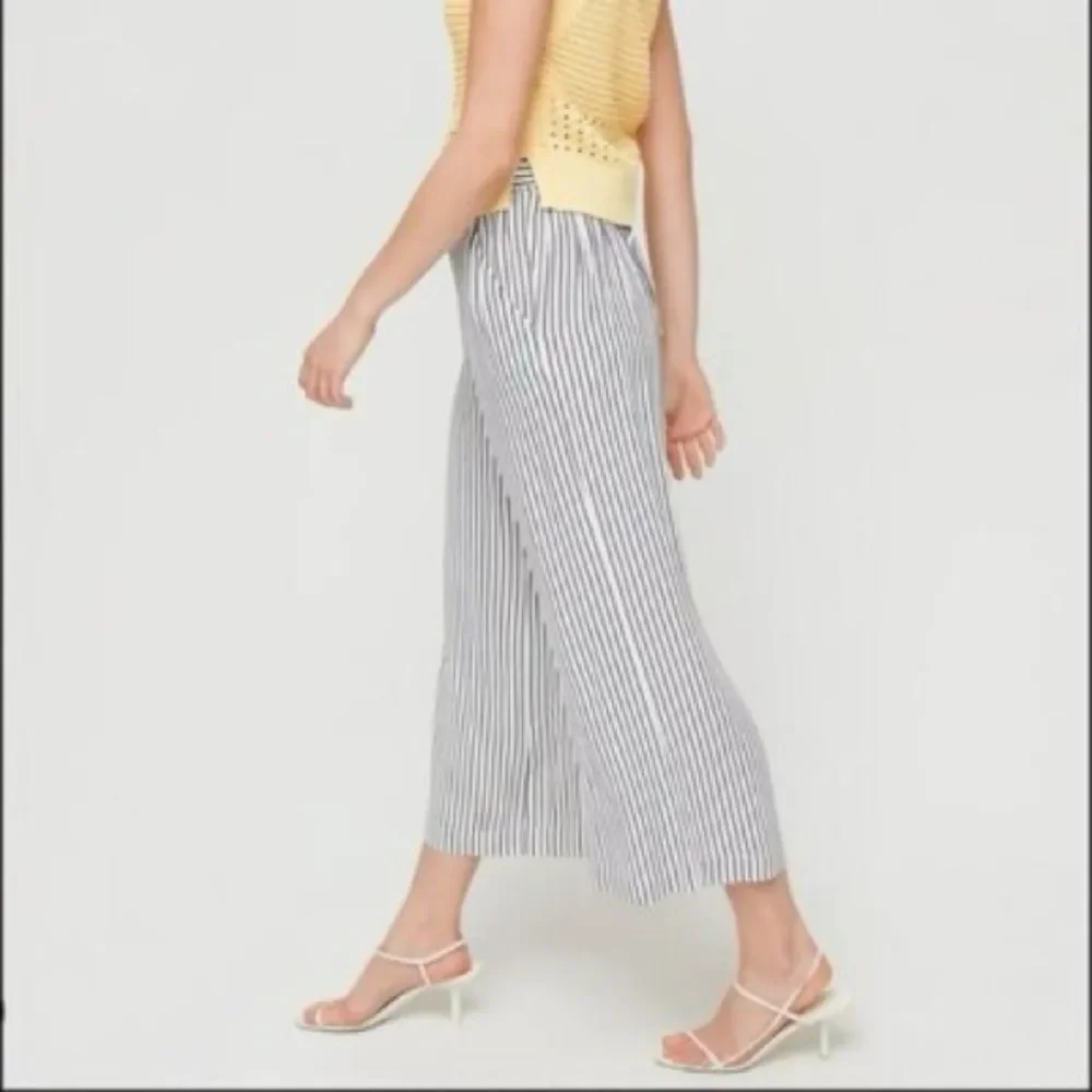 Wilfred by Aritzia Faun White and Grey Striped Wide-Leg Pant Size Large - Picture 2 of 9